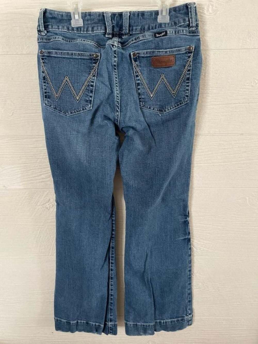 Jeans - Picture 2 of 4